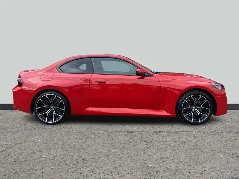 Begagnad BMW M2 Comfort Edition 460 HK (338 kW) 2023 Röd Sportkupé