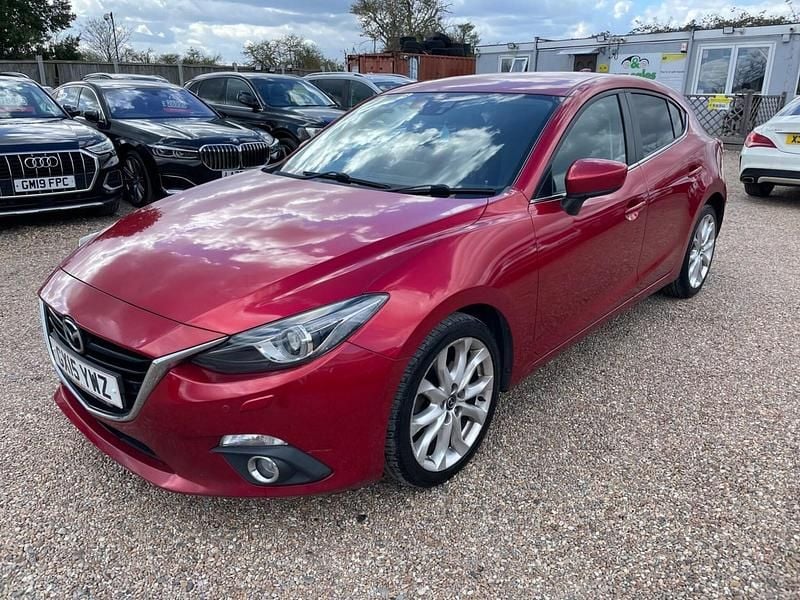 Used Mazda 3 Inclusive 150 HP (110 kW) 2015 Red Hatchback