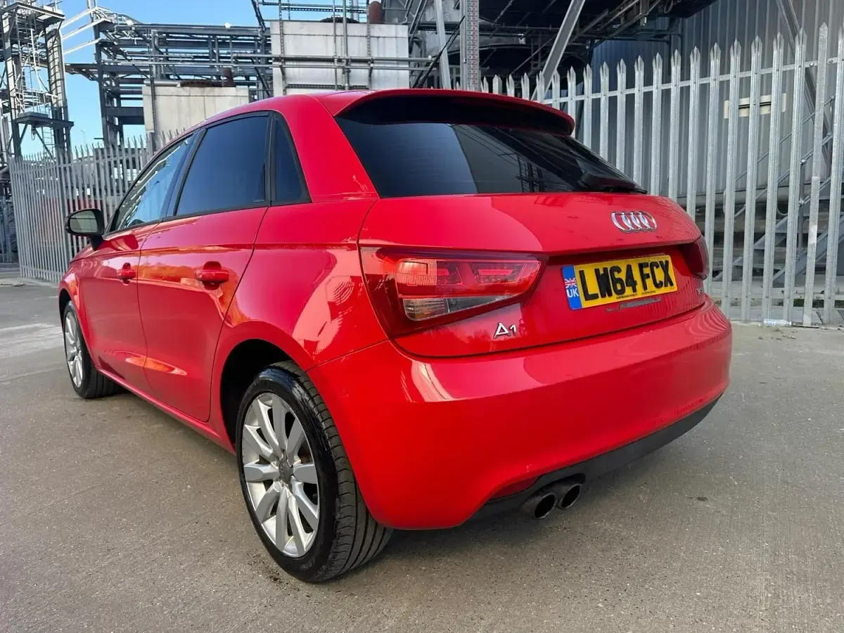 Usado Audi A1 Advanced 2026 Vermelho SUV