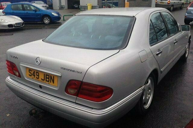 Used Mercedes E300 1999 Sedan