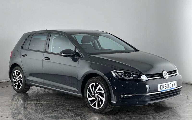 Used 2020 VW Golf VII Edition Hatchback | £18,100 (Good price) - Image 1/3