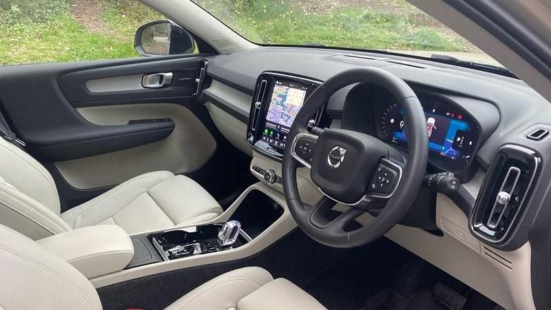 Used Volvo XC40 Ultra 2024 Gold SUV