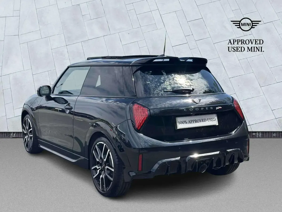 Used Mini John Cooper Works Hatch 228 HP (167 kW) 2025 Black Hatchback