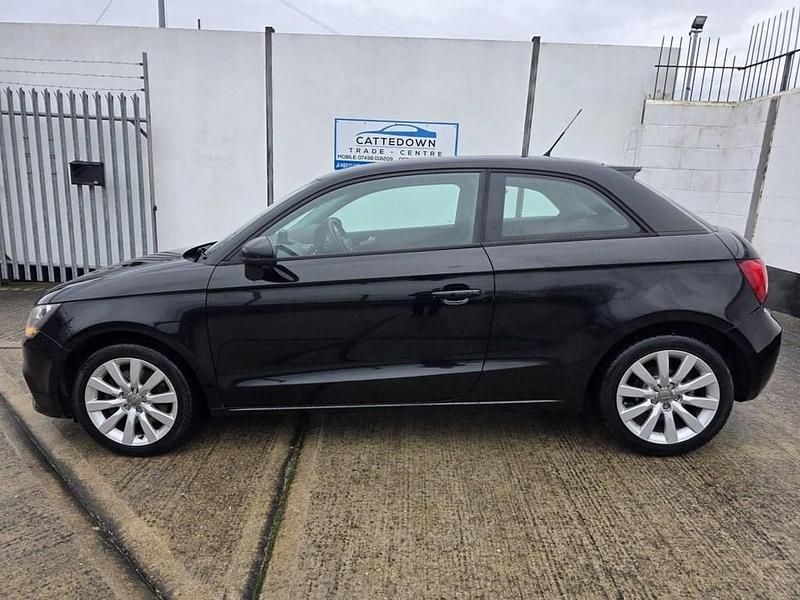 Used Audi A1 Sport 122 HP (89 kW) 2011 Black Hatchback