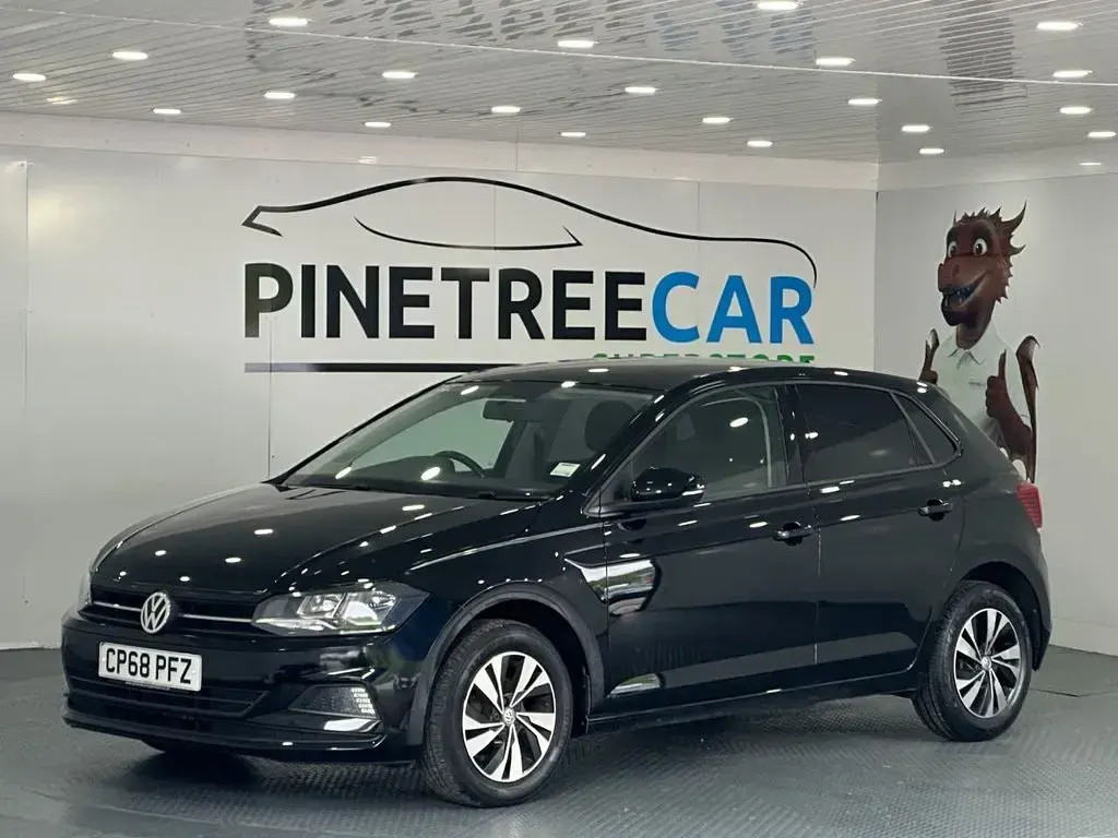 Used VW Polo SE 65 HP (47 kW) 2018 Black Hatchback