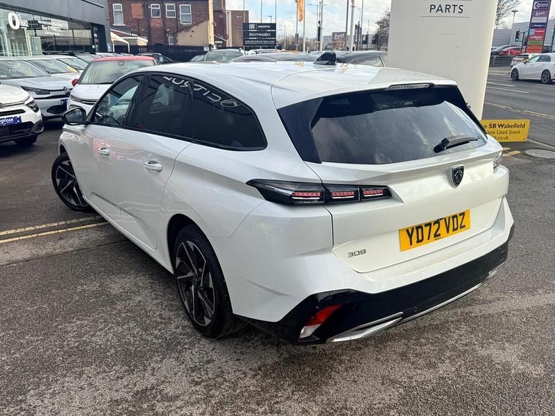 Used Peugeot 308 SW Allure Premium 129 HP (94 kW) 2022 White Estate