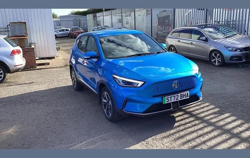 Blue Used 2022 MG ZS SE Sedan | £14,800 (Fair price) - Image 1/4