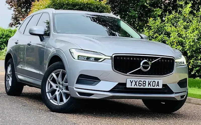 Used Volvo XC60 Momentum 190 HP (139 kW) 2018 SUV