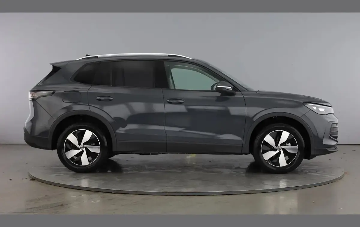 Used VW Tiguan Match 147 HP (108 kW) 2025 Grey SUV