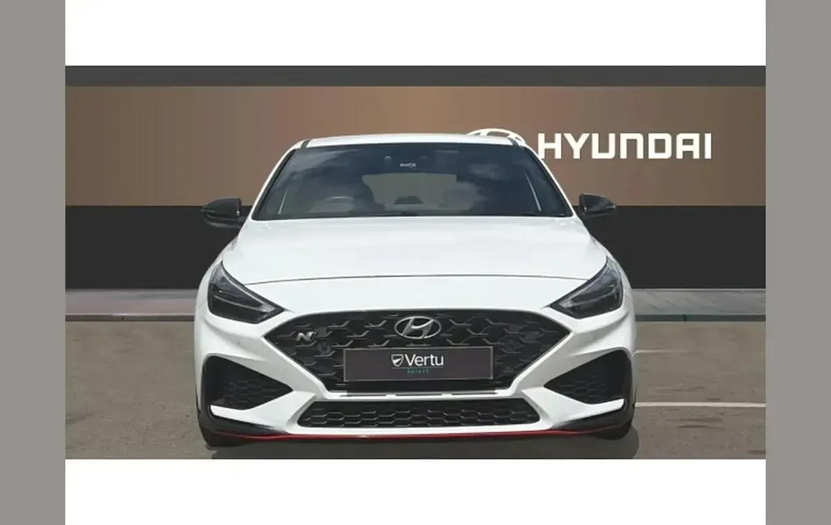 Used Hyundai i30 N Performance 280 HP (205 kW) 2021 White Hatchback