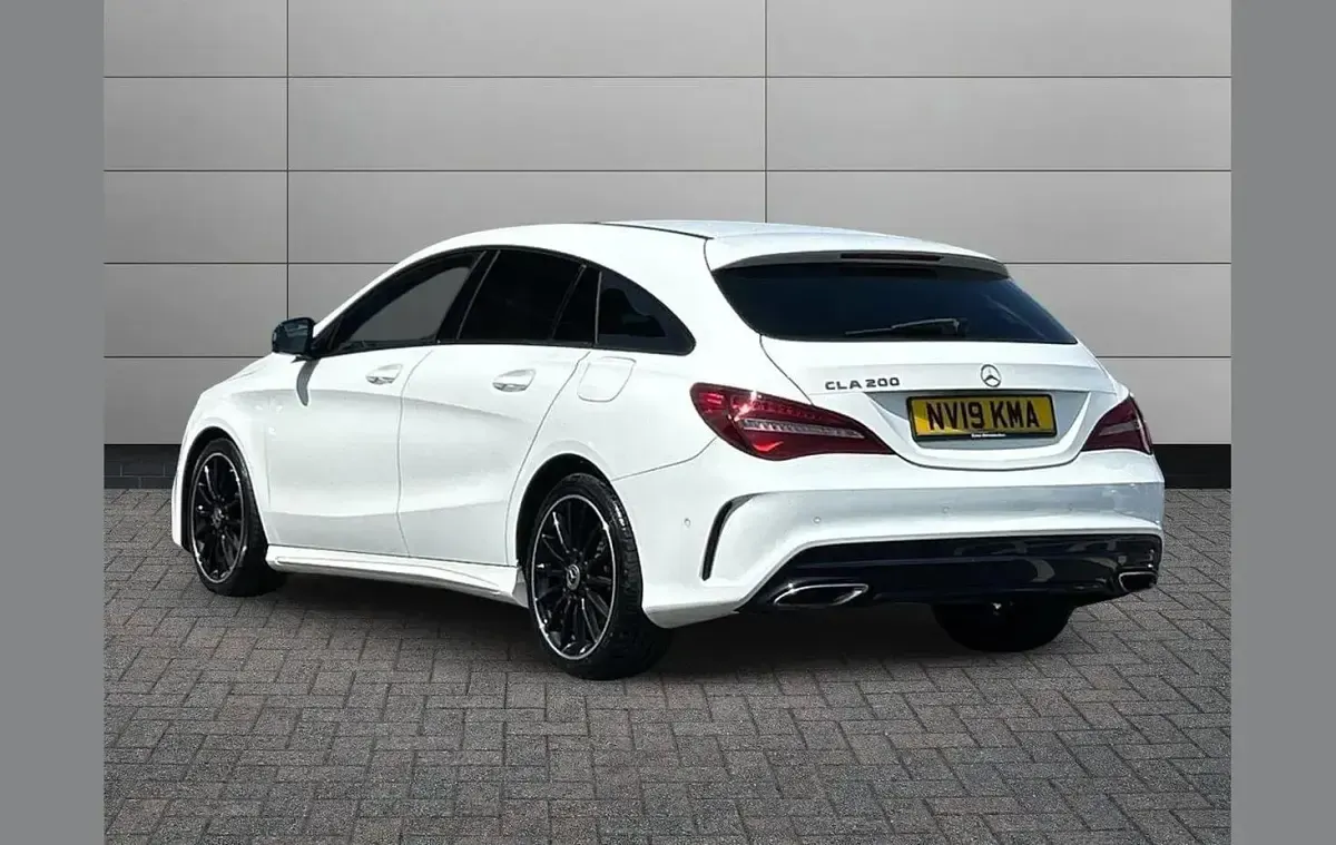 Used Mercedes CLA200 AMG line 154 HP (113 kW) 2019 White Coupe
