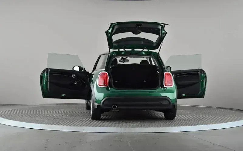 Used Mini Cooper Classic 136 HP (100 kW) 2022 Green Hatchback