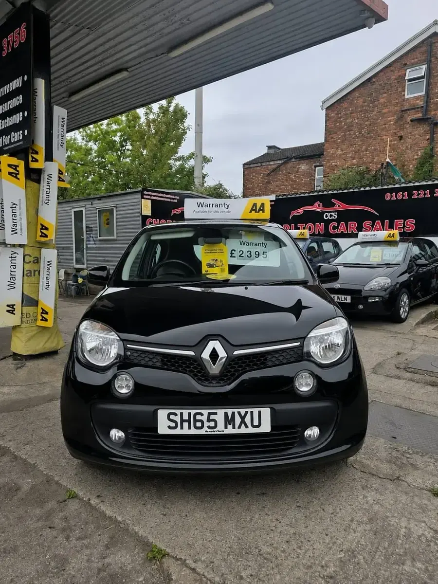 Used Renault Twingo Dynamique 70 HP (51 kW) 2015 Black Hatchback