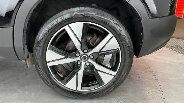 Used Volvo XC40 R-Design 208 HP (152 kW) 2022 SUV