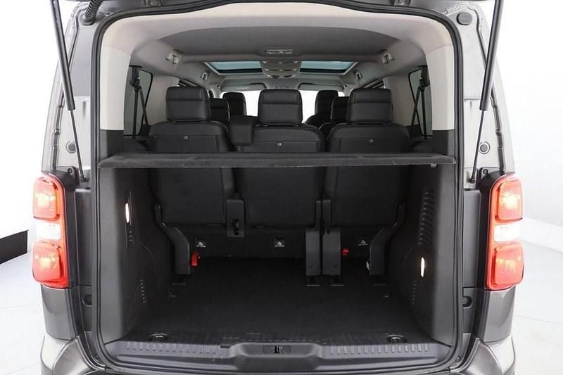 Used Vauxhall Vivaro Elite 150 HP (110 kW) 2019 Grey MPV