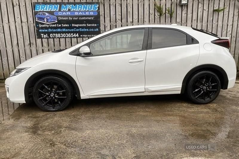 Used Honda Civic Sport 2015 White Hatchback