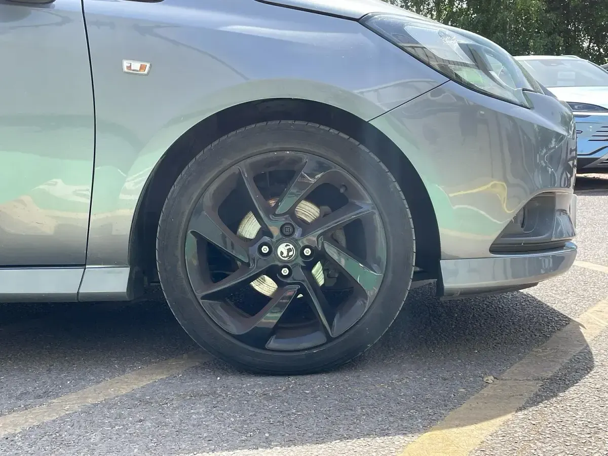 Used Vauxhall Corsa SRi 90 HP (66 kW) 2019 Grey Hatchback