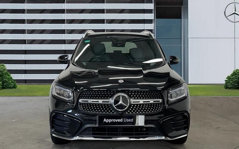 Used Mercedes GLB200 Executive 163 HP (119 kW) 2025 SUV