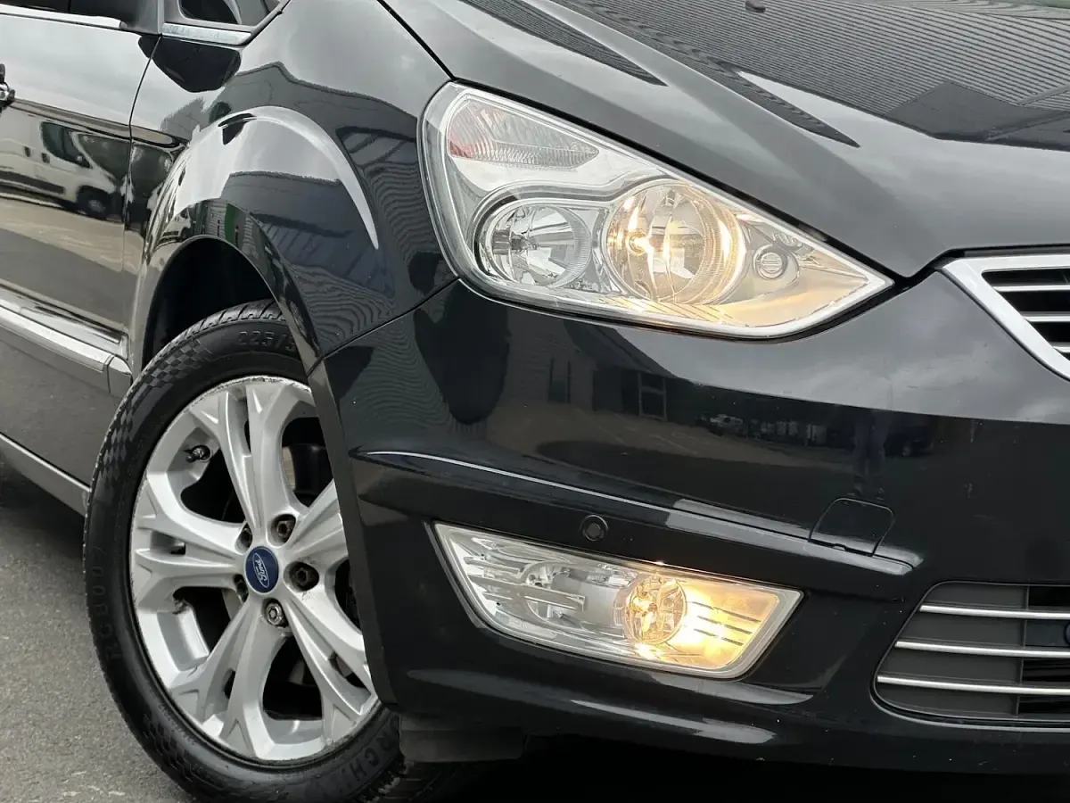 Used Ford Galaxy Titanium 2014 Black MPV