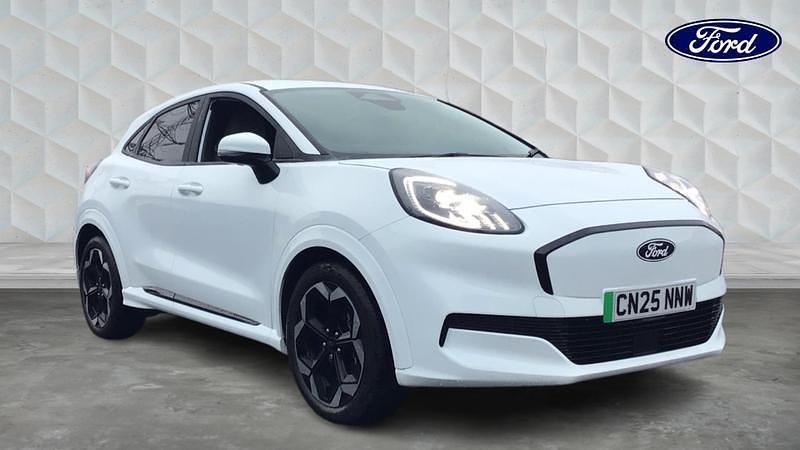 White Used 2025 Ford Puma Gen-E Premium SUV | £23,500 (Fair price) - Image 1/4