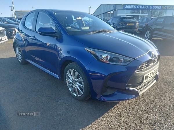 Used Toyota Yaris Hybrid 2023 Blue Hatchback