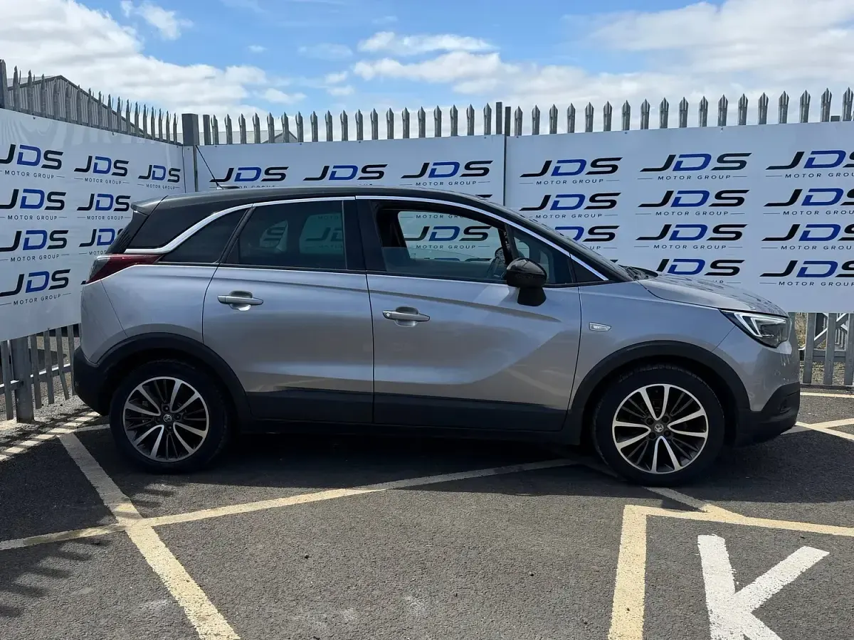 Used Vauxhall Crossland X Elite 83 HP (61 kW) 2020 Grey SUV