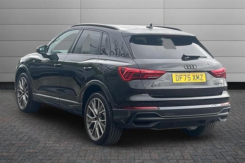 New Audi Q3 Comfort 190 HP (139 kW) 2025 Black SUV