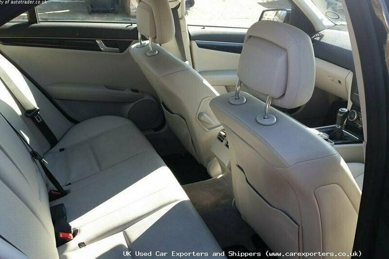 Second-hand Mercedes C200 136 CP (100 kW) 2010 Berlinǎ