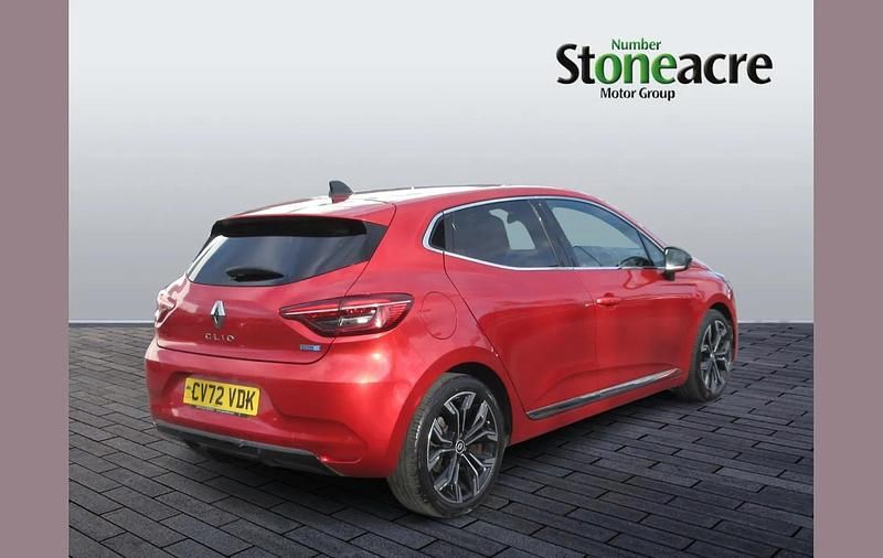 Used Renault Clio V Techno 143 HP (105 kW) 2023 Red Hatchback