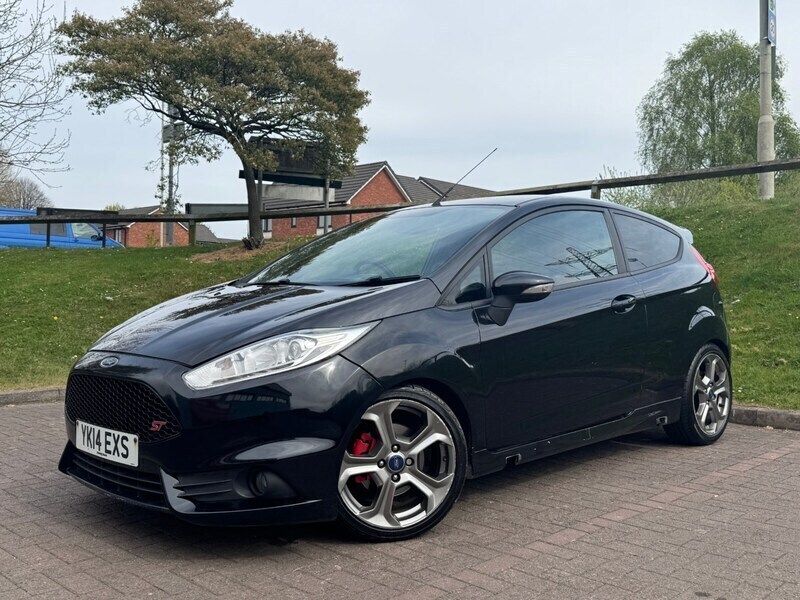 Black Used 2014 Ford Fiesta ST Hatchback | £3,995 (Super price) - Image 1/4