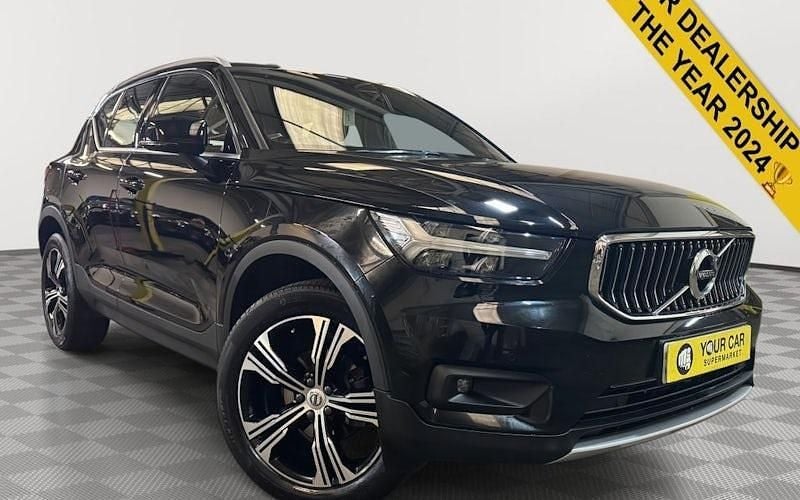 Used 2021 Volvo XC40 Inscription SUV | £21,298 (Good price) - Image 1/4