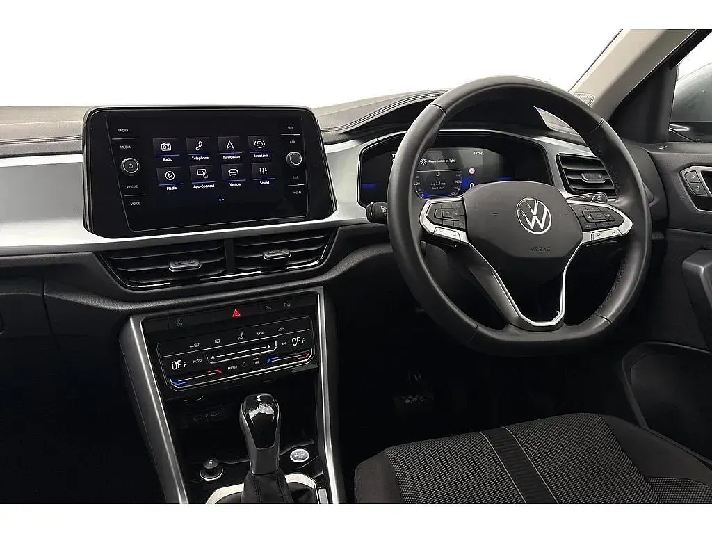 Used VW T-Roc 150 HP (110 kW) 2025 SUV