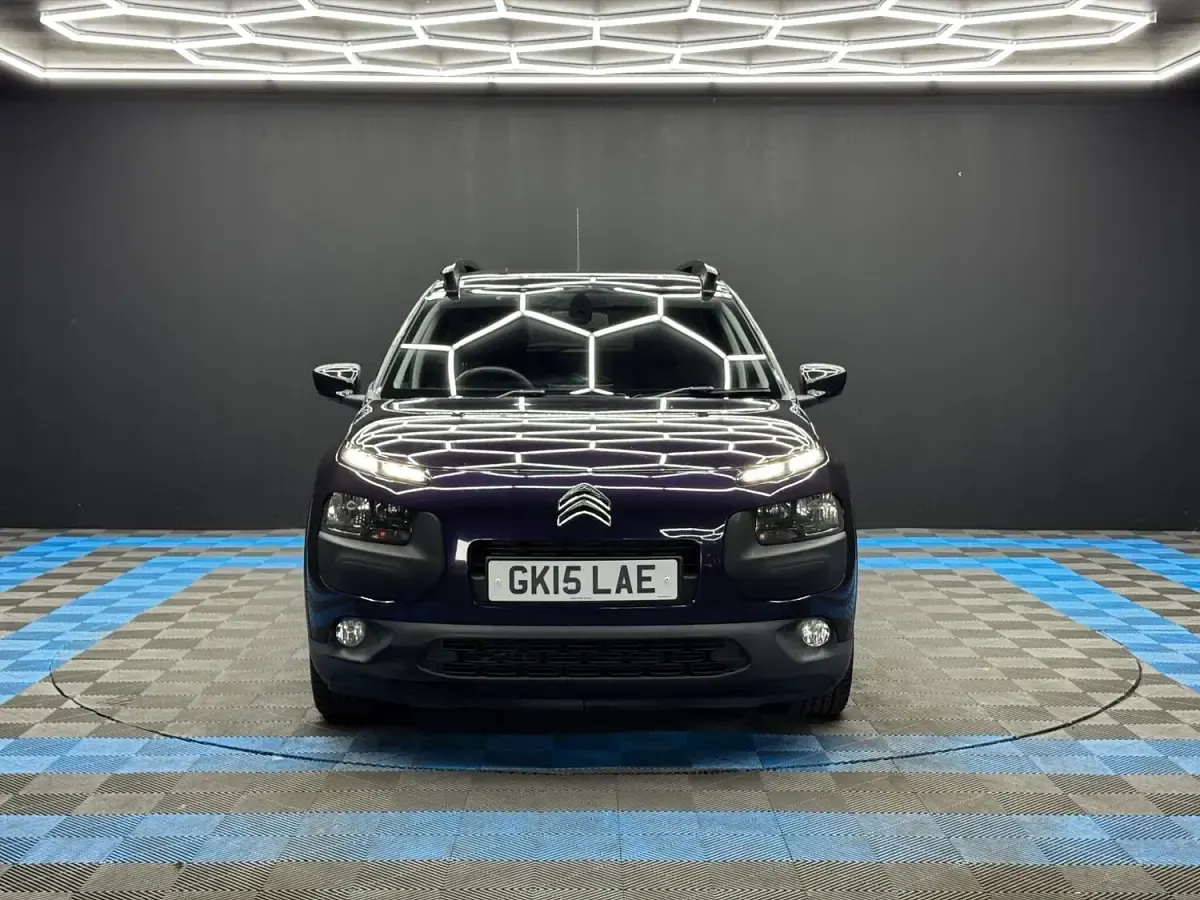 Used Citroën C4 Cactus Flair 2015 Mauve/purple Hatchback