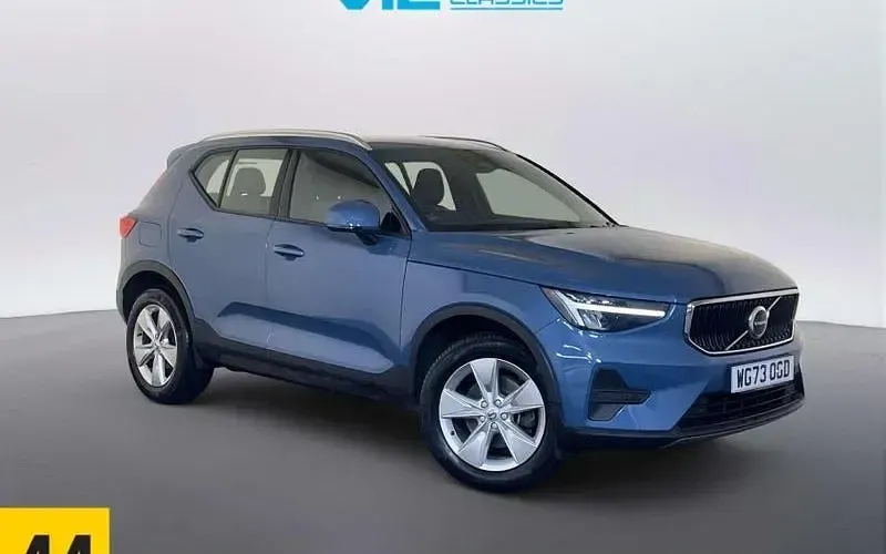 Used Volvo XC40 Core 163 HP (119 kW) 2026 SUV