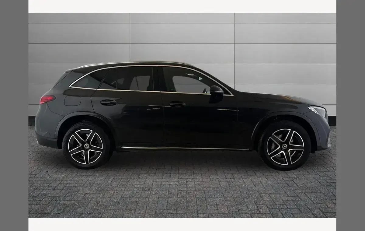 Used Mercedes GLC300 AMG line 309 HP (227 kW) 2025 Graphite grey SUV