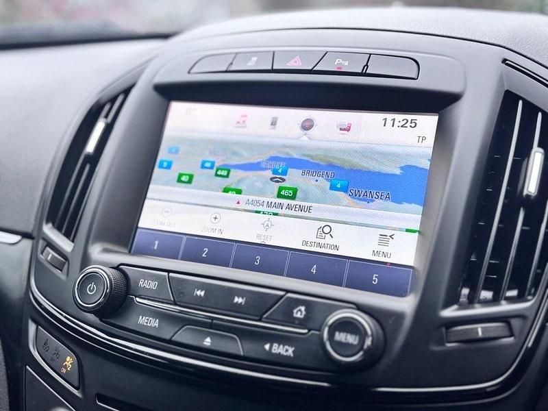 Used Vauxhall Insignia SRi 2015 Grey Hatchback