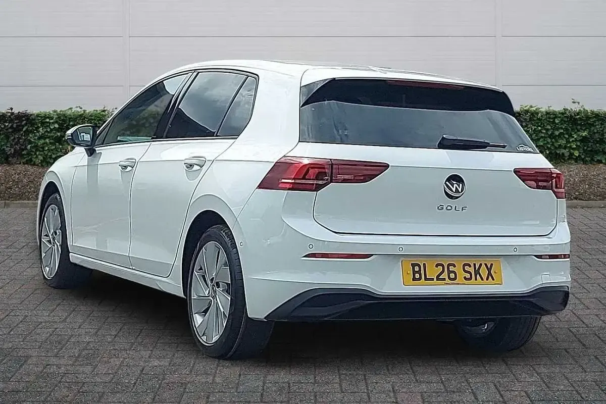 New VW Golf VIII Match 150 HP (110 kW) 2026 Pure white Hatchback