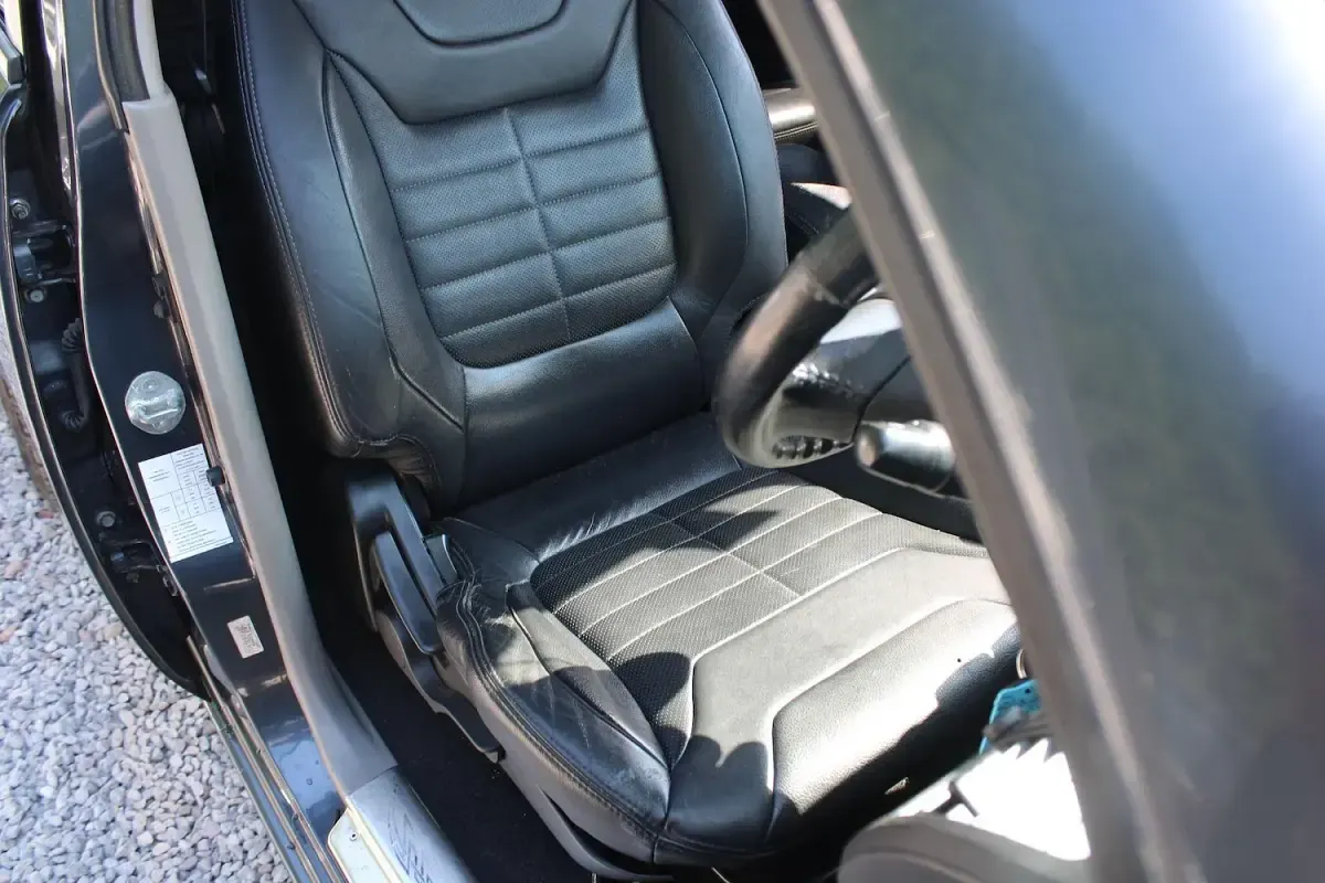 Used Mitsubishi L200 178 HP (130 kW) 2010 Grey Pickup