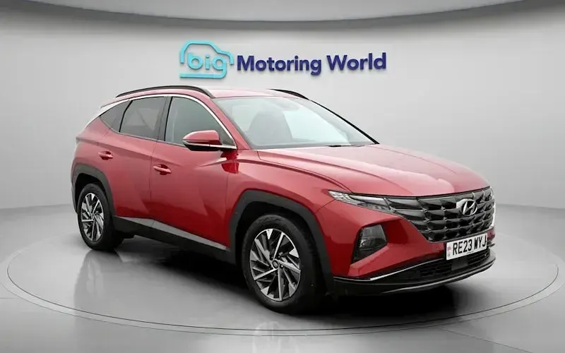 Usado Hyundai Tucson Premium 180 HP (132 kW) 2023 Vermelho SUV