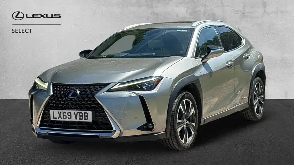 Used Lexus UX 250h 184 HP (135 kW) 2019 Silver SUV
