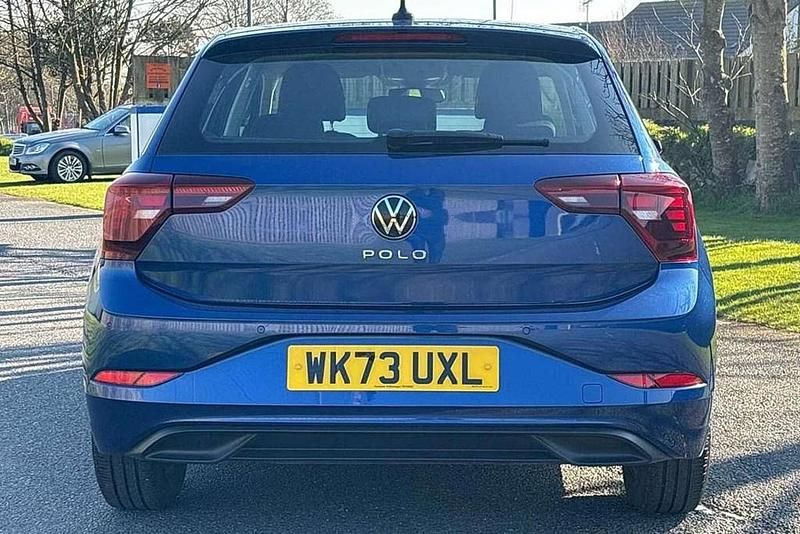 Used VW Polo Life 95 HP (69 kW) 2023 Blue Hatchback