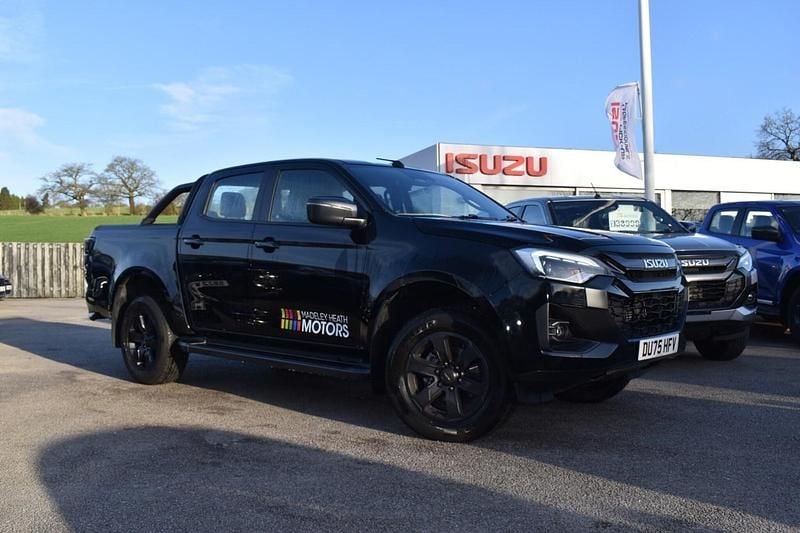 Black New 2025 Isuzu D-Max Pickup | £36,982 (Expensive) - Image 1/3