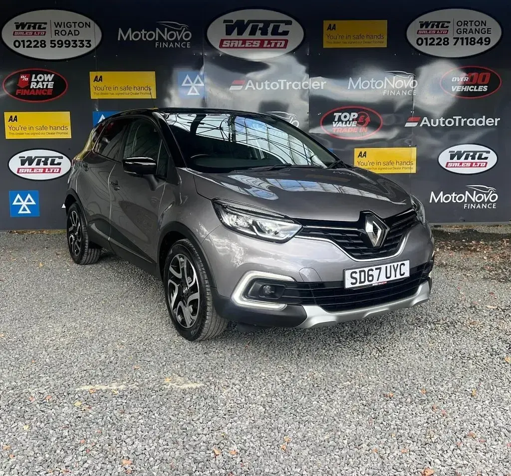 Used Renault Captur Dynamique 90 HP (66 kW) 2017 Grey SUV