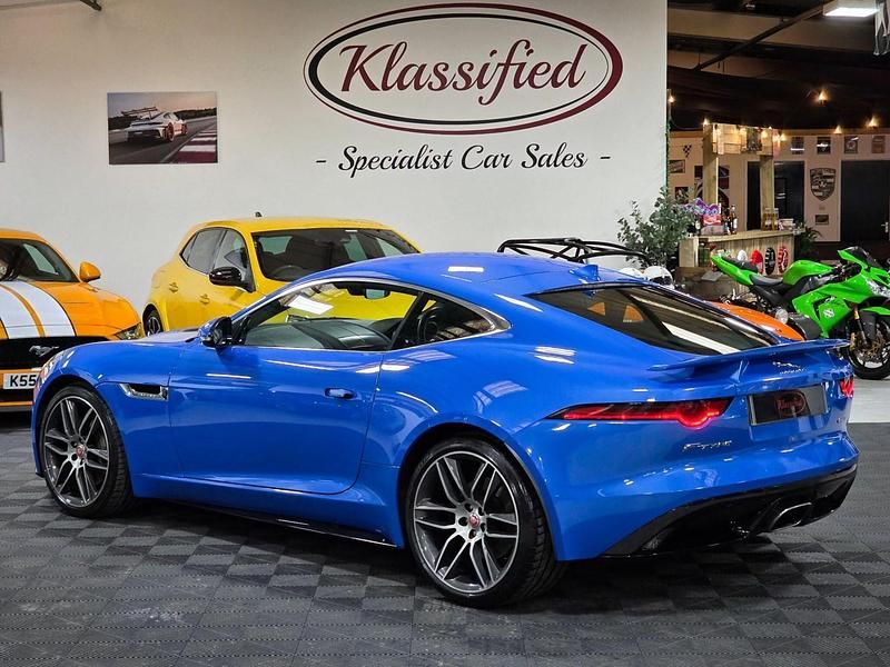 Used Jaguar F-Type R-Dynamic 300 HP (220 kW) 2017 Blue Coupe