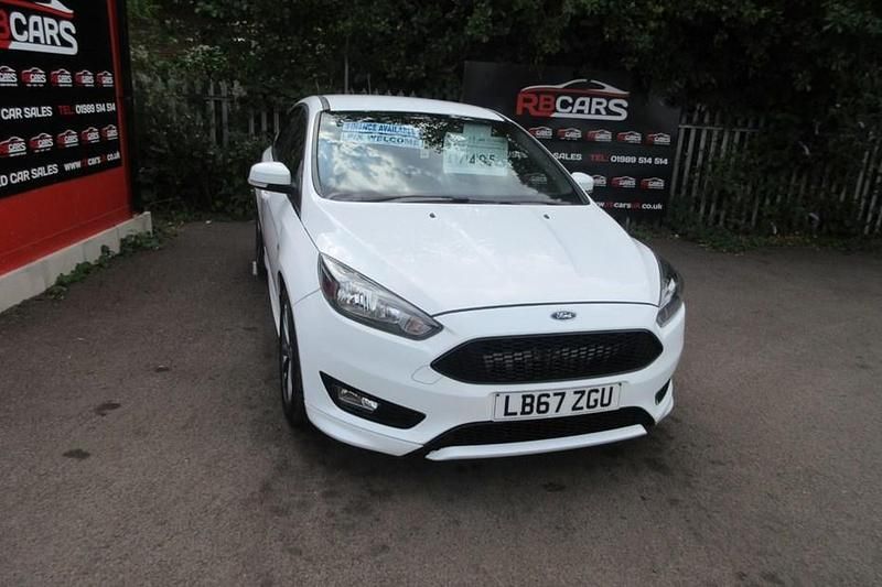 White Used 2018 Ford Focus ST-Line Hatchback | £7,495 (Good price) - Image 1/1