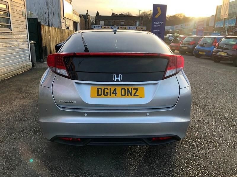 Used Honda Civic S 100 HP (73 kW) 2014 Silver Hatchback