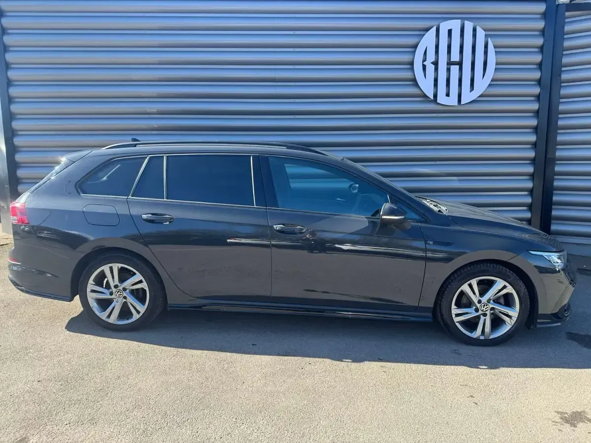Used VW Golf VIII R-line 150 HP (110 kW) 2022 Grey Estate