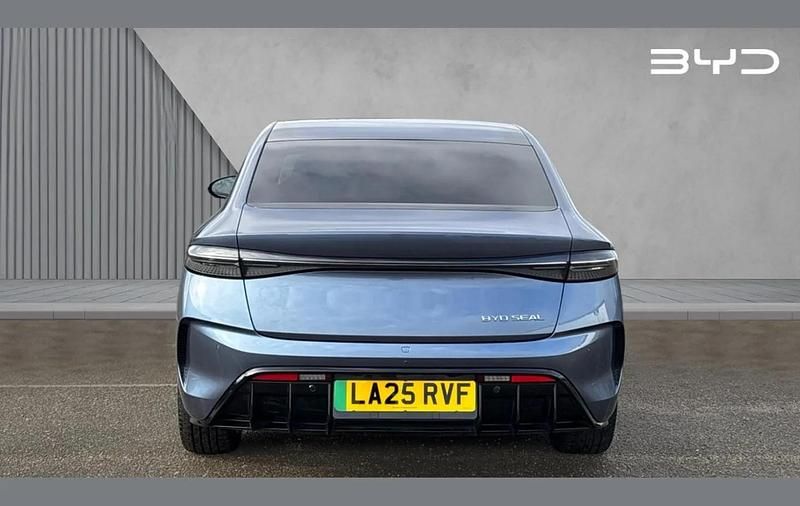 Used BYD Seal Design 230 kW (313 HP) 2025 Grey Sedan