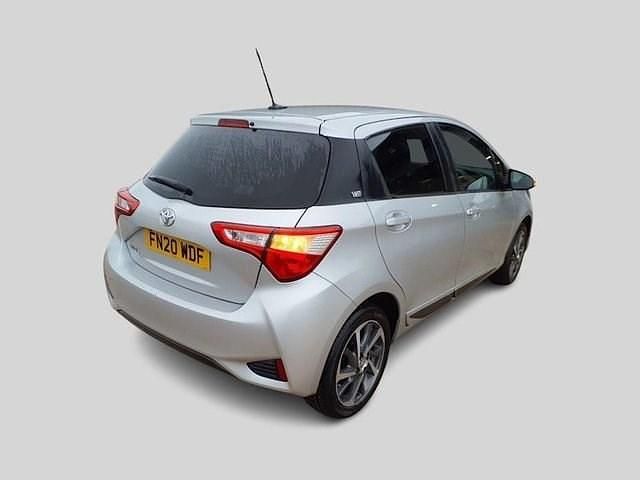 Used Toyota Yaris 111 HP (81 kW) 2020 Silver Hatchback