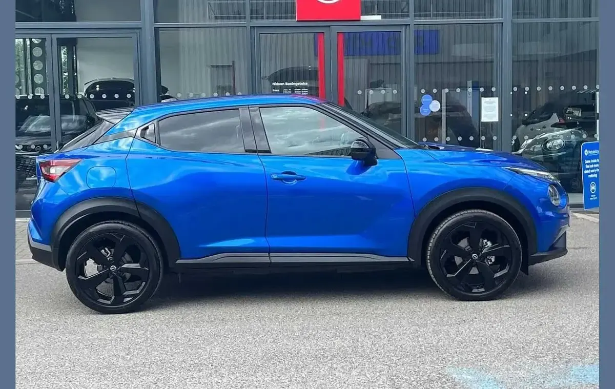New Nissan Juke Tekna 143 HP (105 kW) 2025 Blue SUV